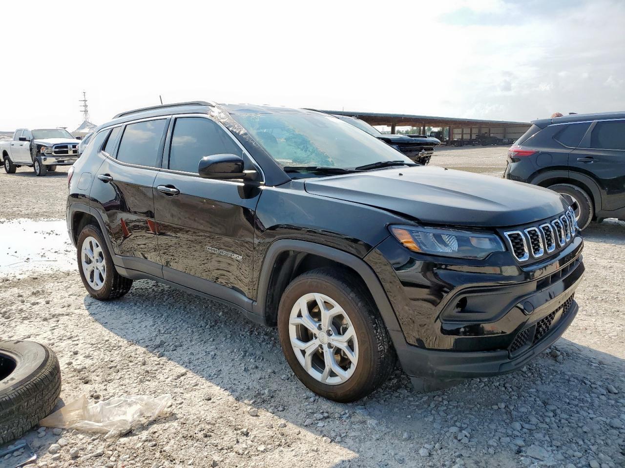 2024 Jeep Compass Latitude - Фото 4