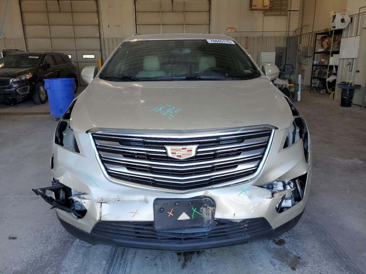 2017 Cadillac Xt5 - Image 5
