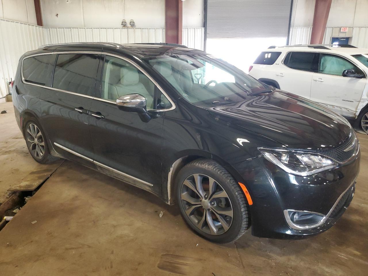 2018 Chrysler Pacifica Limited - Фото 4