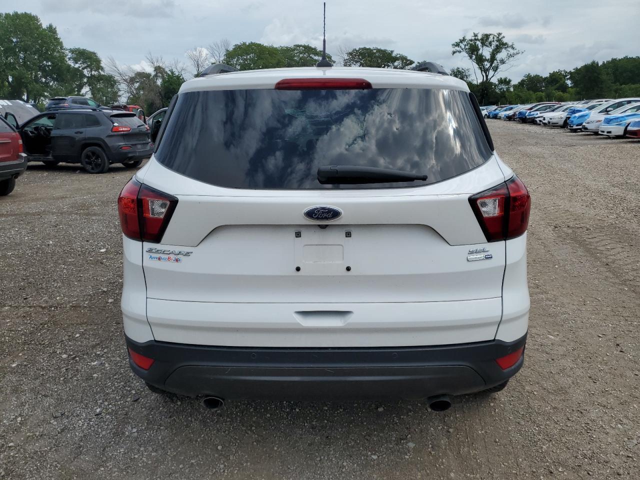 2019 Ford Escape Sel - Фото 6