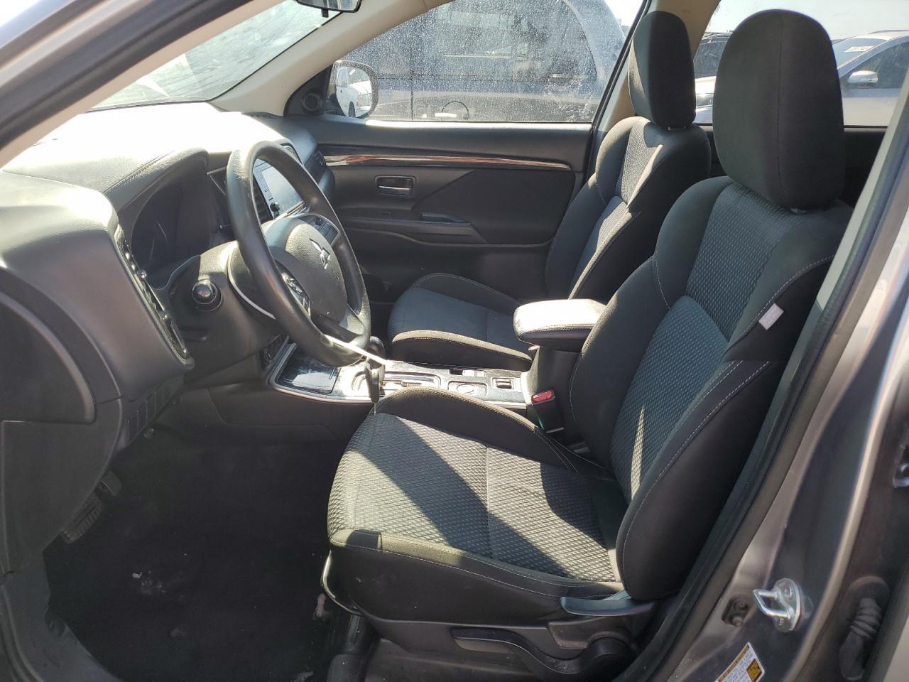 2019 Mitsubishi Outlander Se - Фото 7