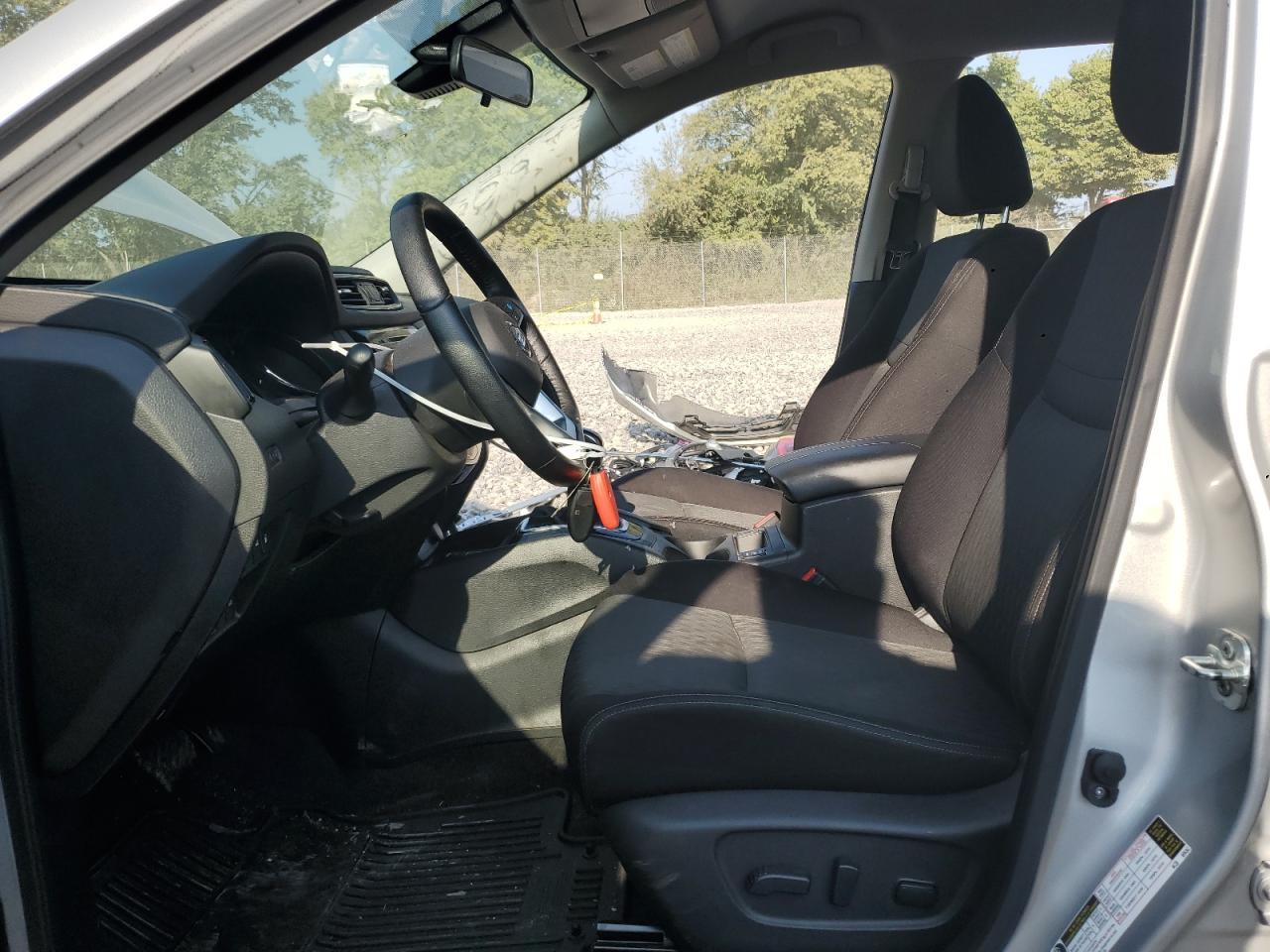 2020 Nissan Rogue S - Image 7