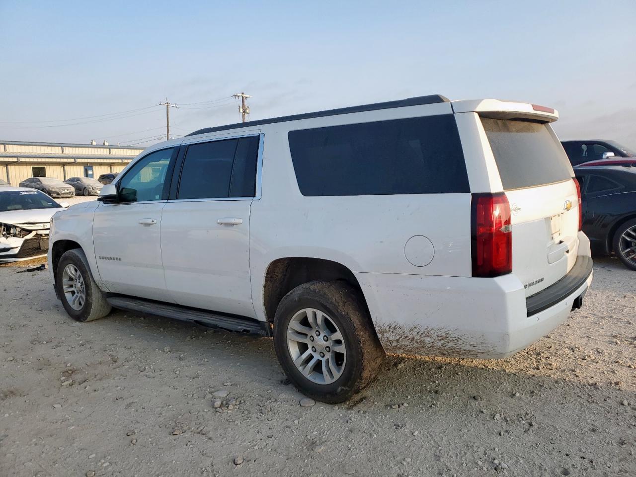 2018 Chevrolet Suburban C1500 Ls - Image 2