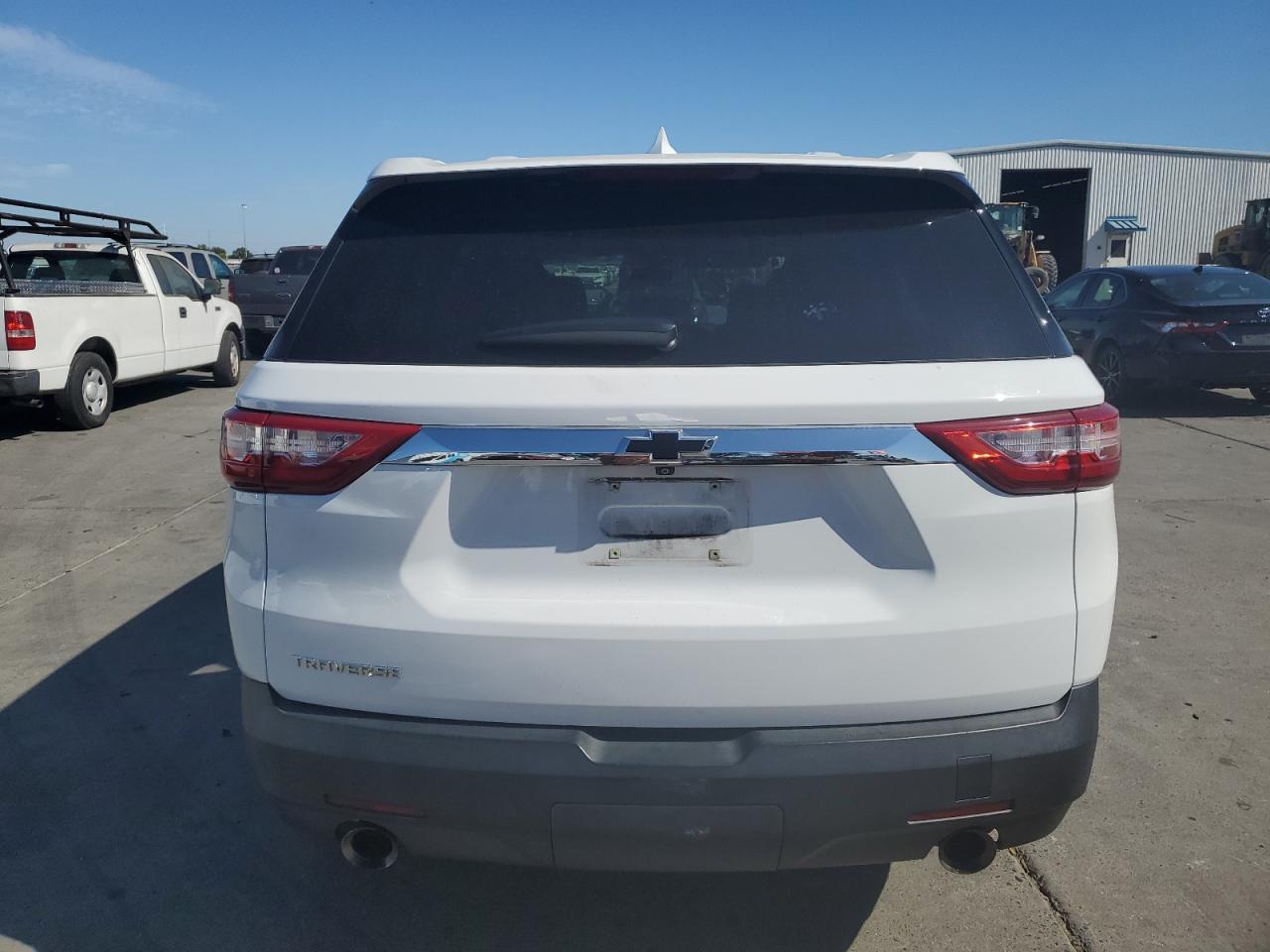 2020 Chevrolet Traverse Ls - Image 6