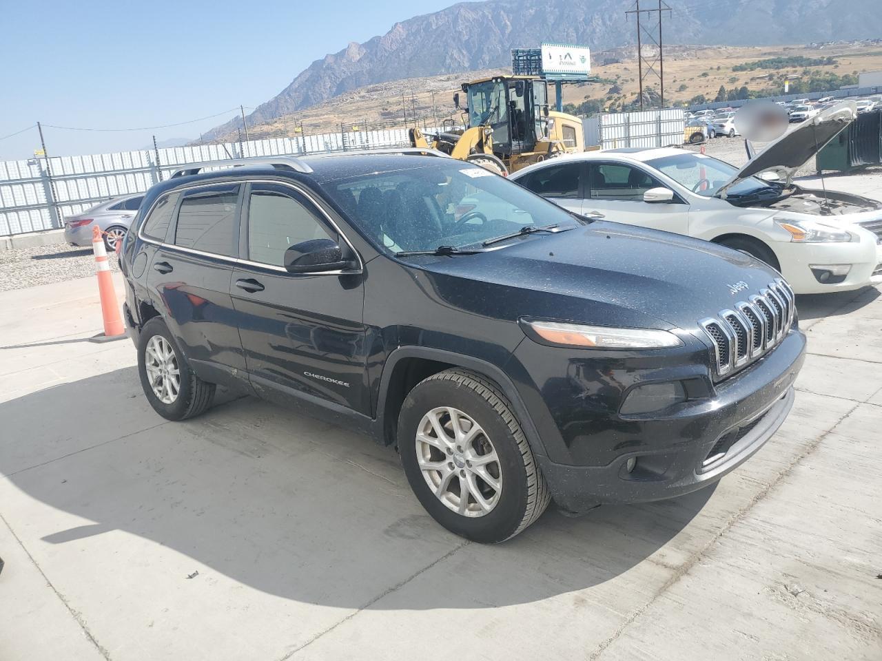 2015 Jeep Cherokee Latitude - Image 4