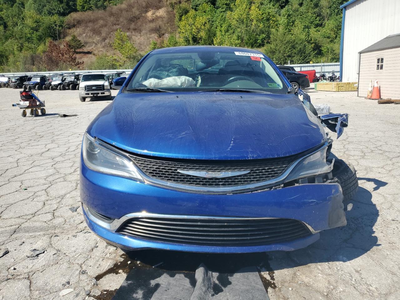 2015 Chrysler 200 Limited - Image 5