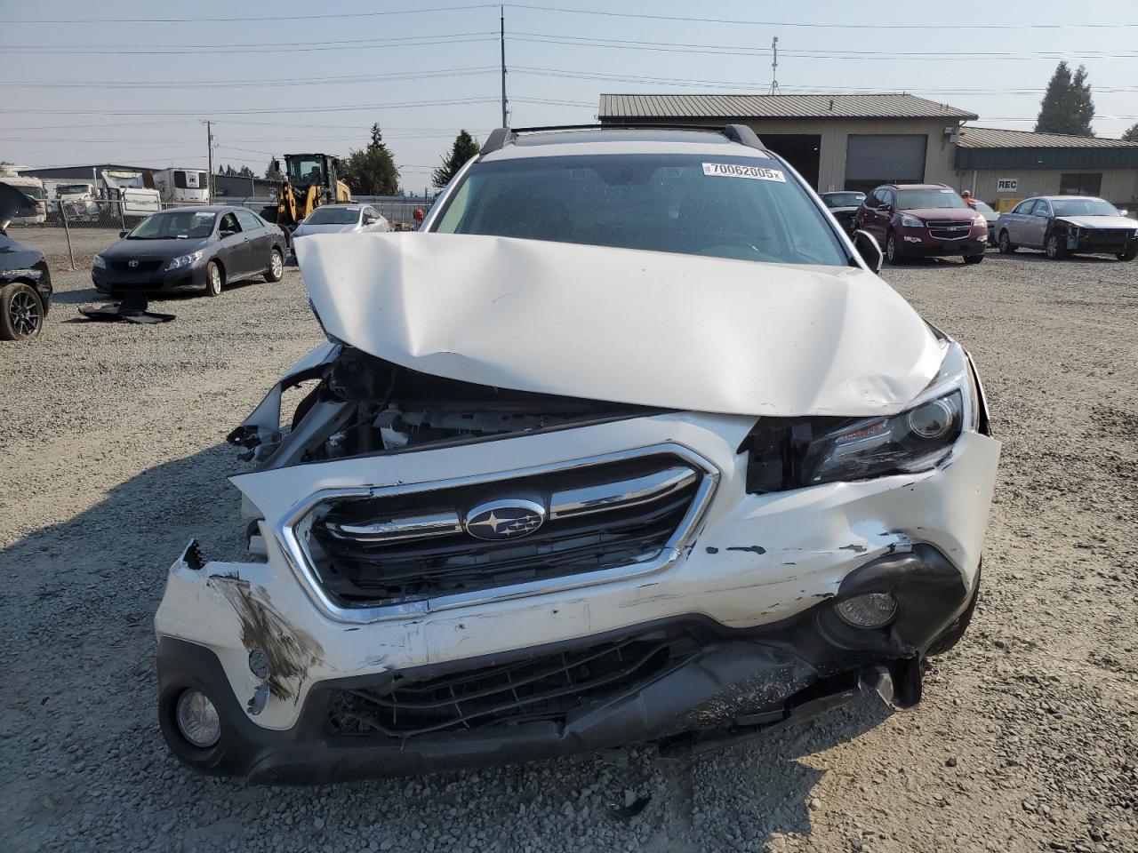 2018 Subaru Outback 3.6R Limited - Image 5