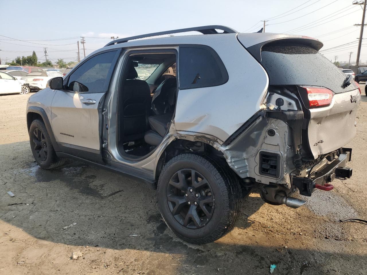 2015 Jeep Cherokee Trailhawk - Фото 2