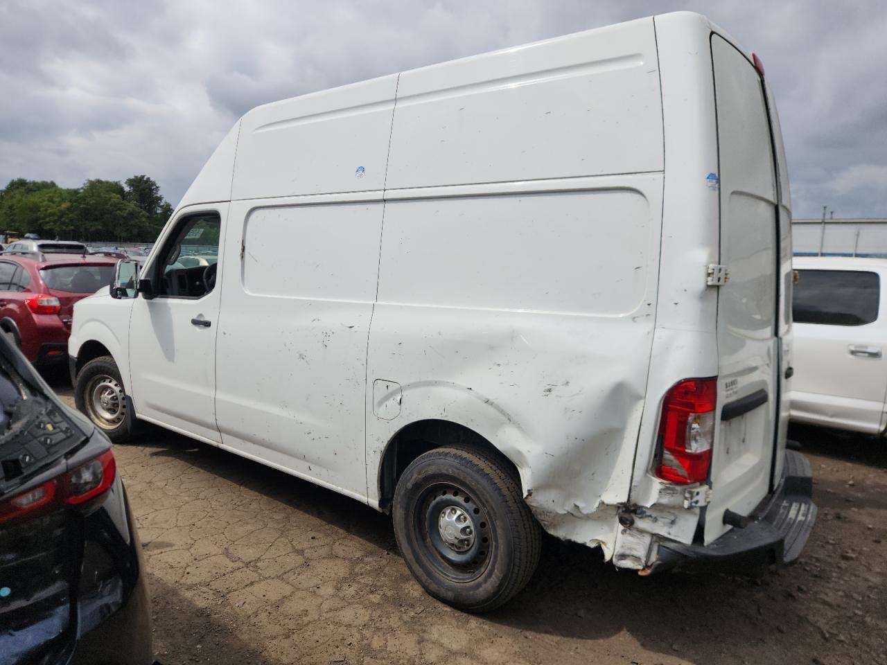 2014 Nissan Nv 2500 - Image 2