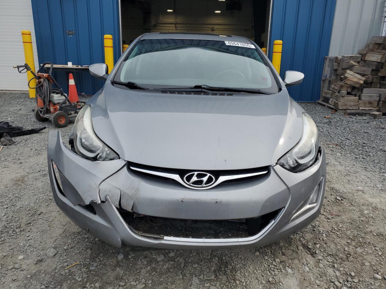2015 Hyundai Elantra Se - Image 5
