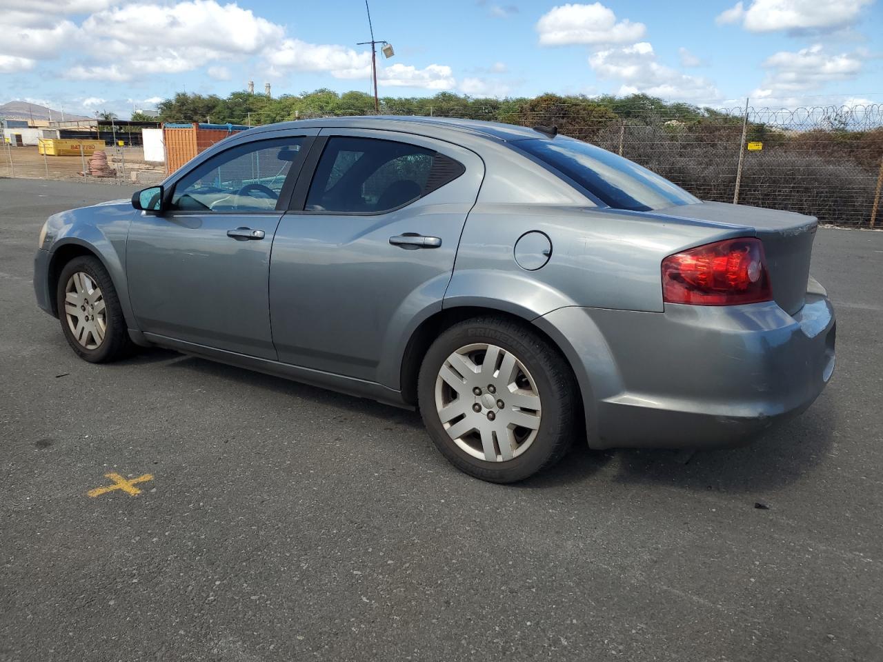 2011 Dodge Avenger Express - Фото 2