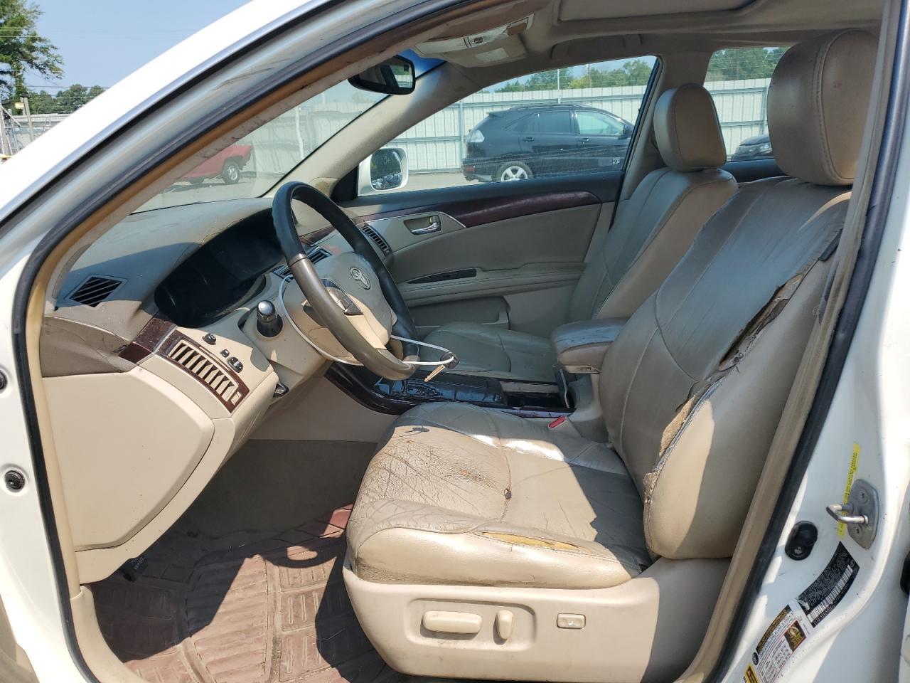 2010 Toyota Avalon Xl - Image 7