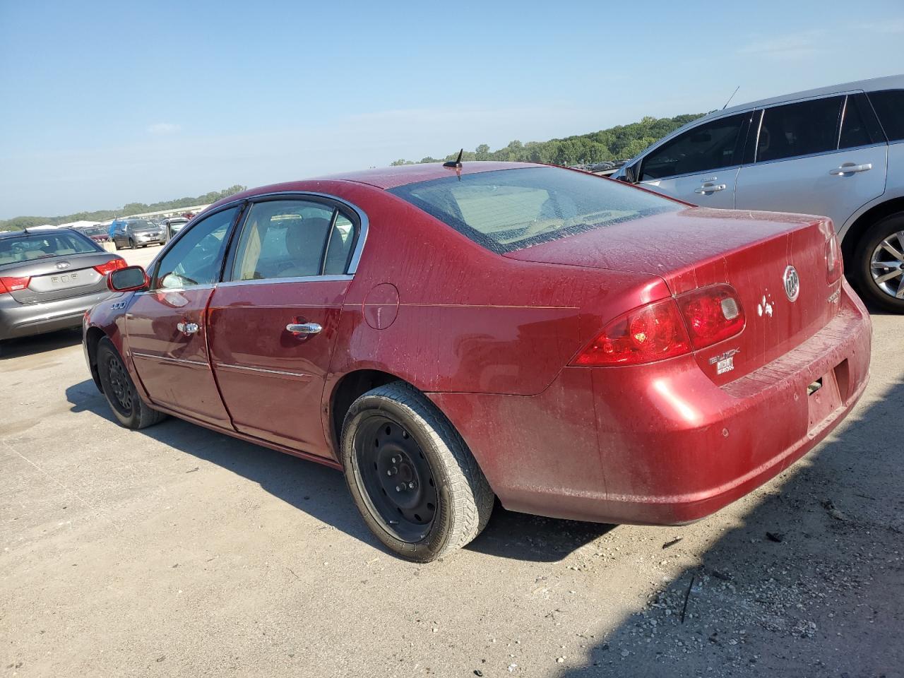 2007 Buick Lucerne Cxl - Image 2