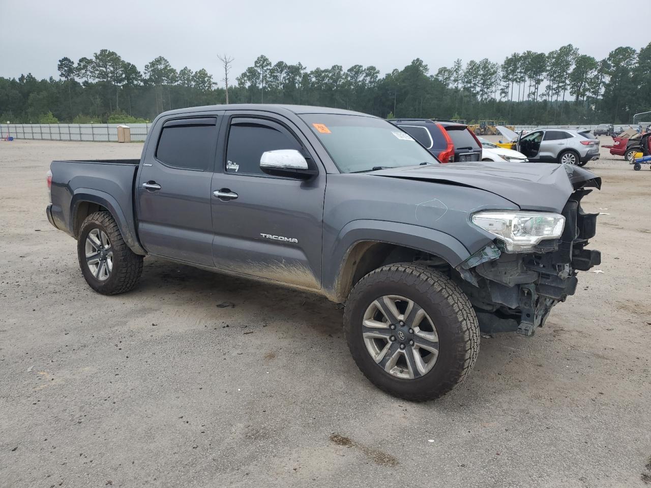 2017 Toyota Tacoma Double Cab - Фото 4