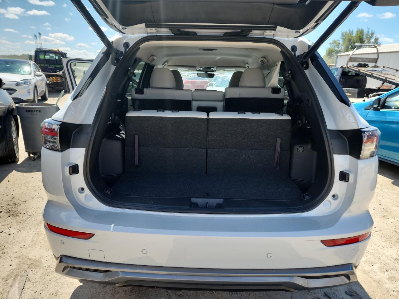 2025 Mitsubishi Outlander Se - Фото 6