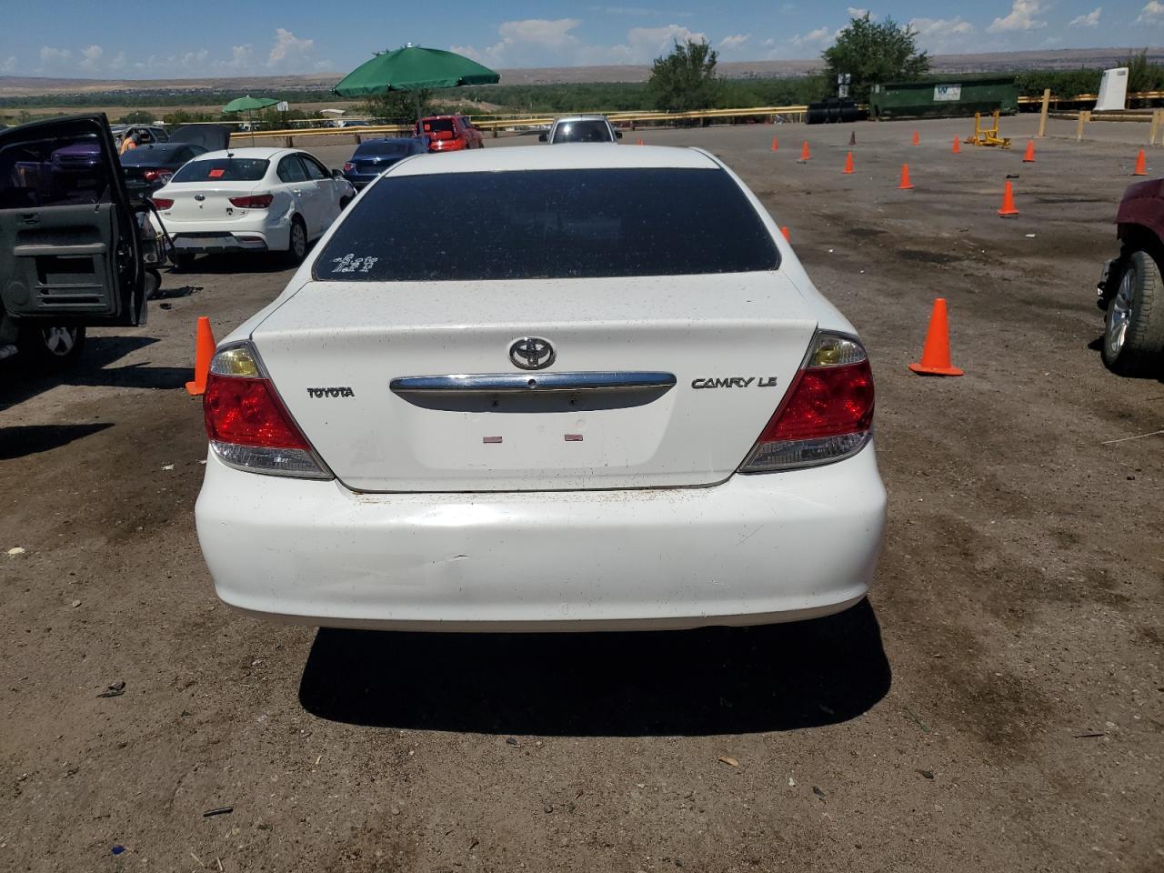 2005 Toyota Camry Le - Фото 6