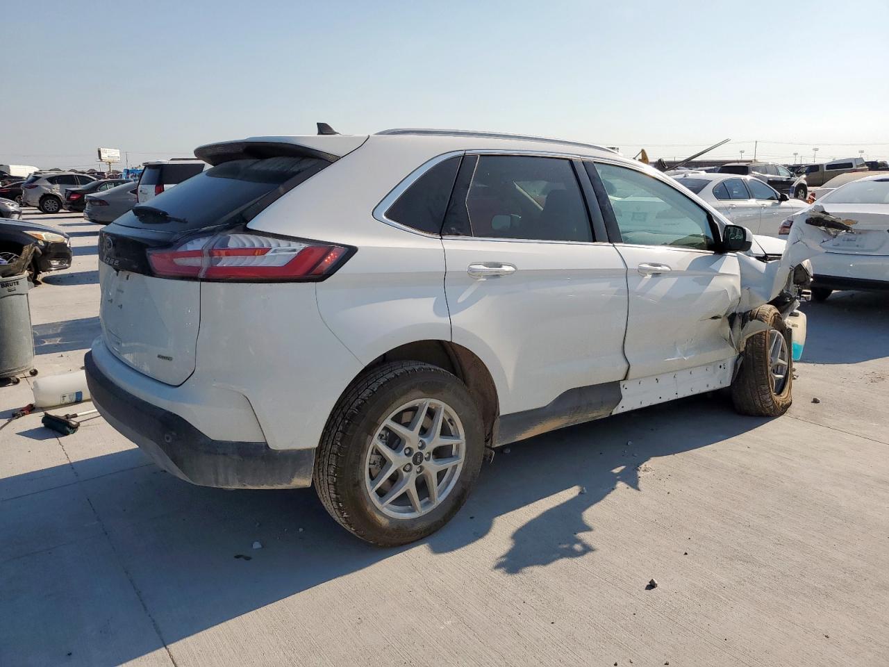 2024 Ford Edge Sel - Image 3