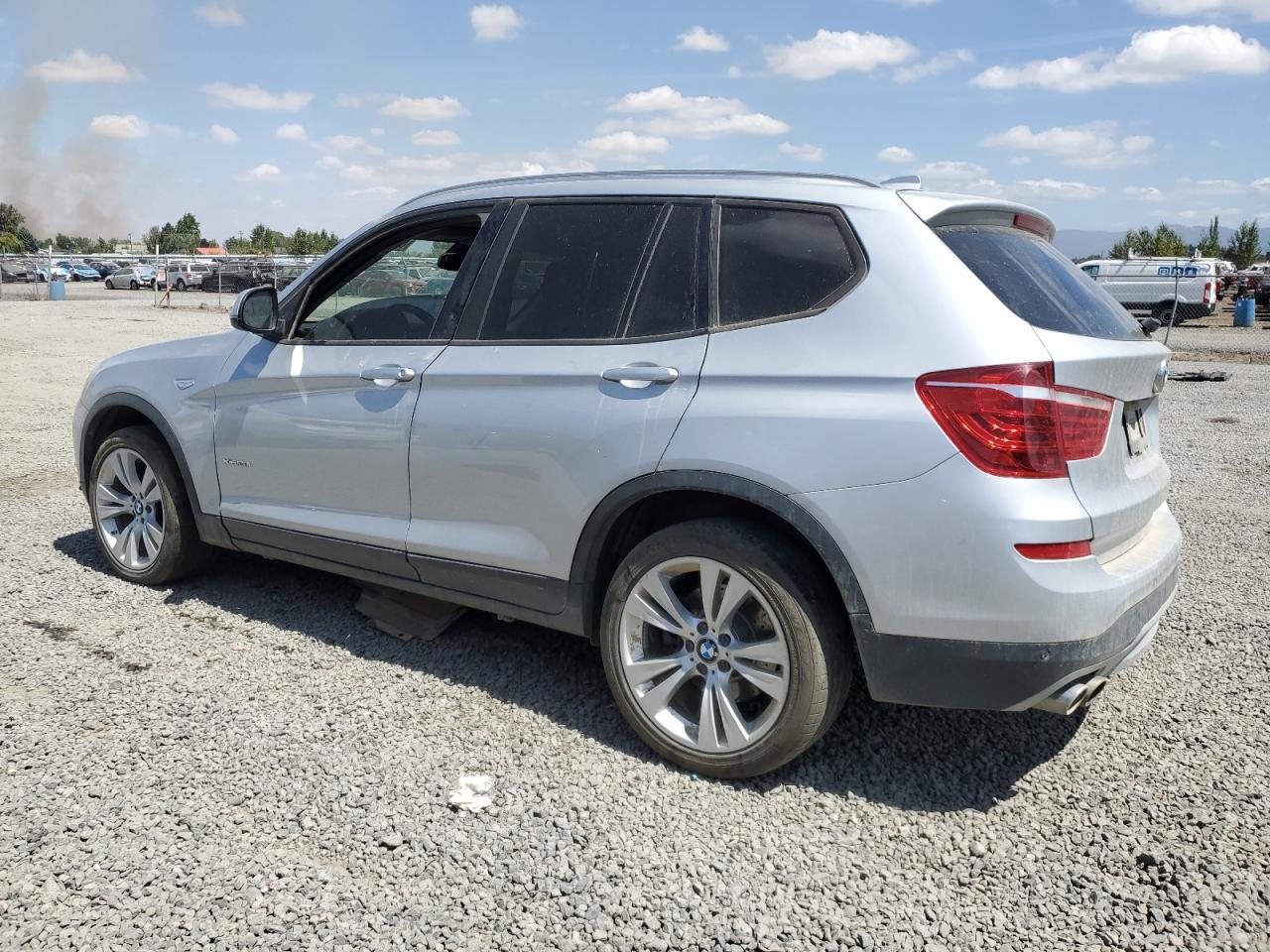 2016 BMW X3 xDrive28I - Фото 2