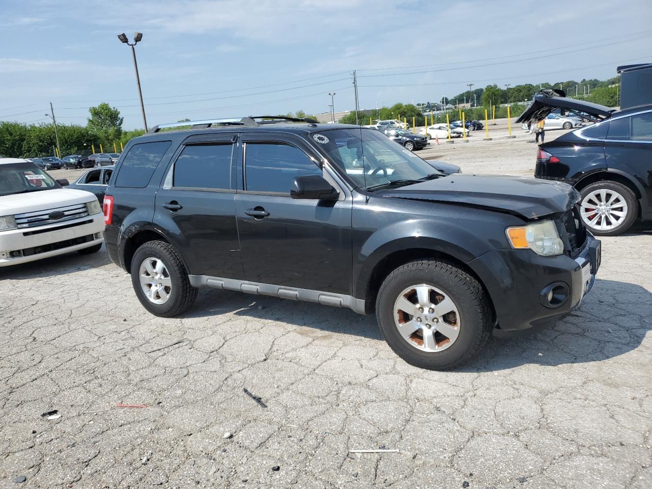 2011 Ford Escape Limited - Image 4