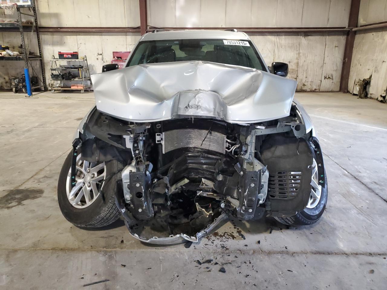 2023 Jeep Grand Cherokee L Laredo - Фото 5