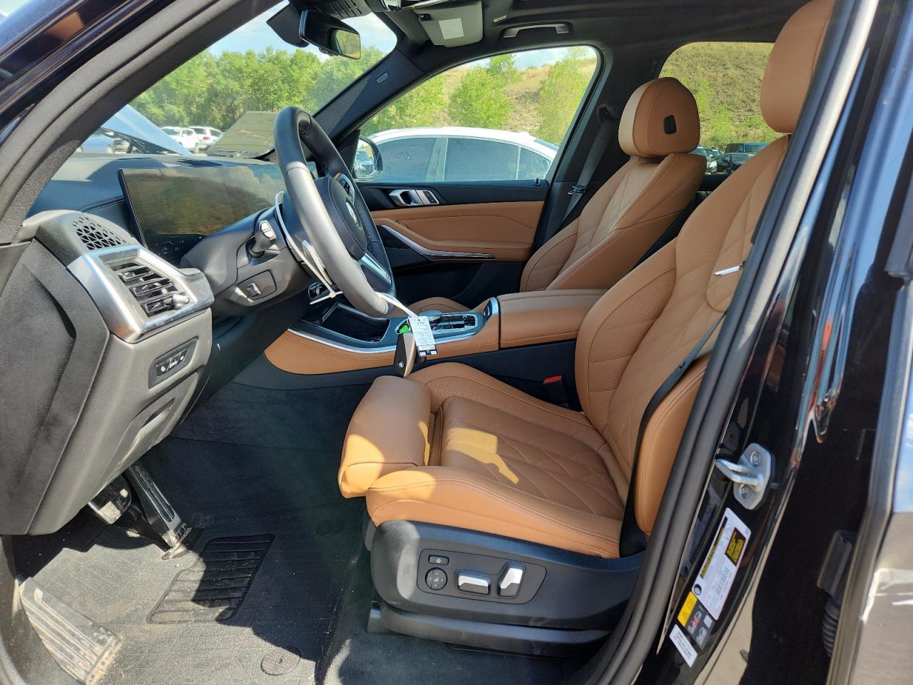 2025 BMW X5 xDrive50E - Фото 7