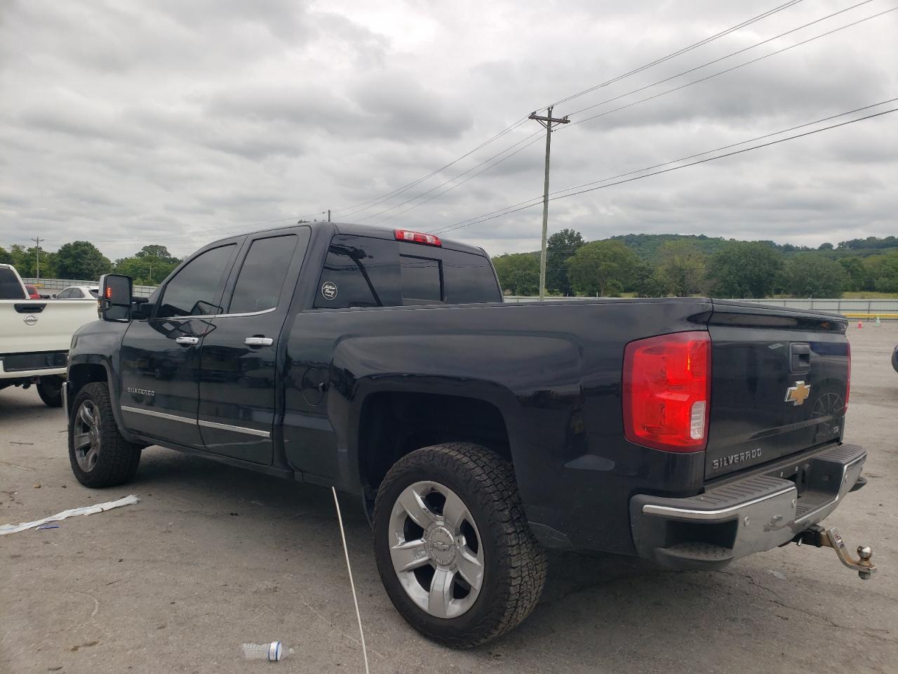 2017 Chevrolet Silverado K1500 Ltz - Image 2