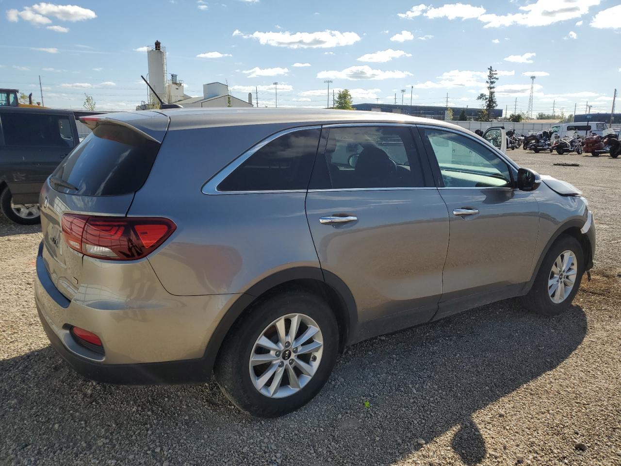 2019 Kia Sorento L - Фото 3