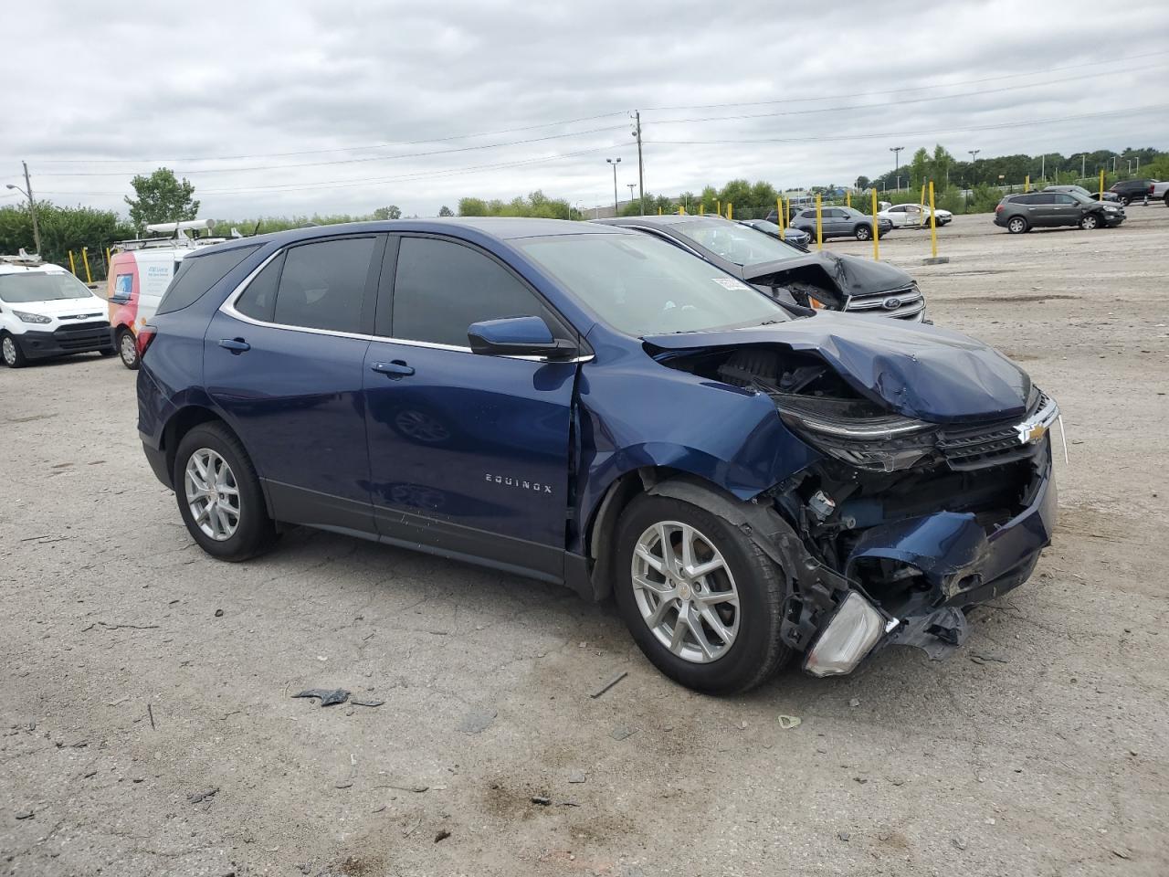 2022 Chevrolet Equinox Lt - Фото 4
