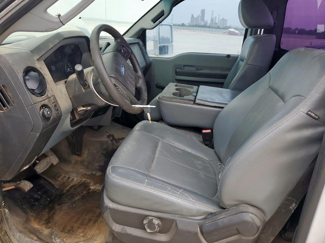 2014 Ford F550 Super Duty - Фото 7