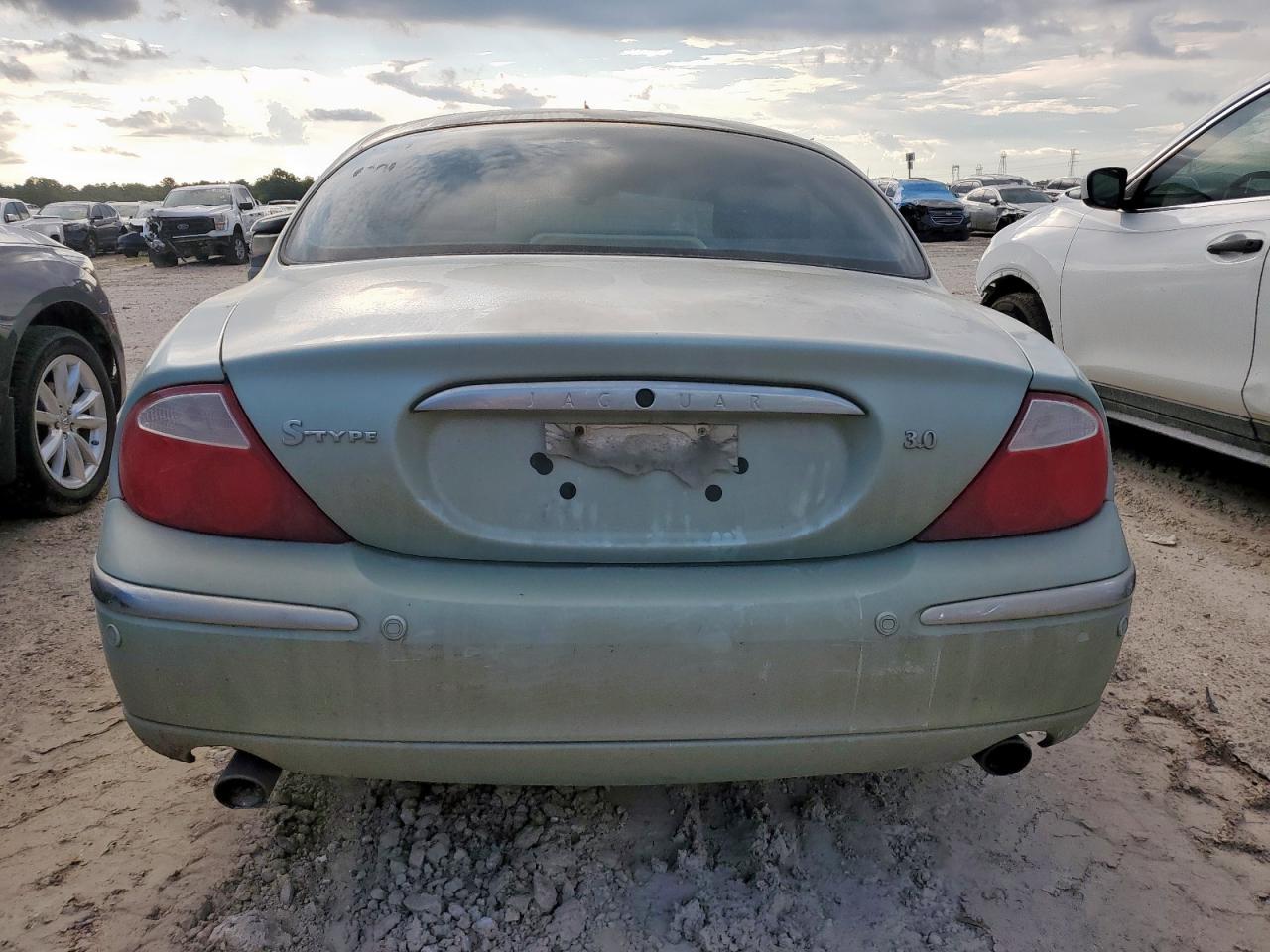 2004 Jaguar S-Type - Image 6