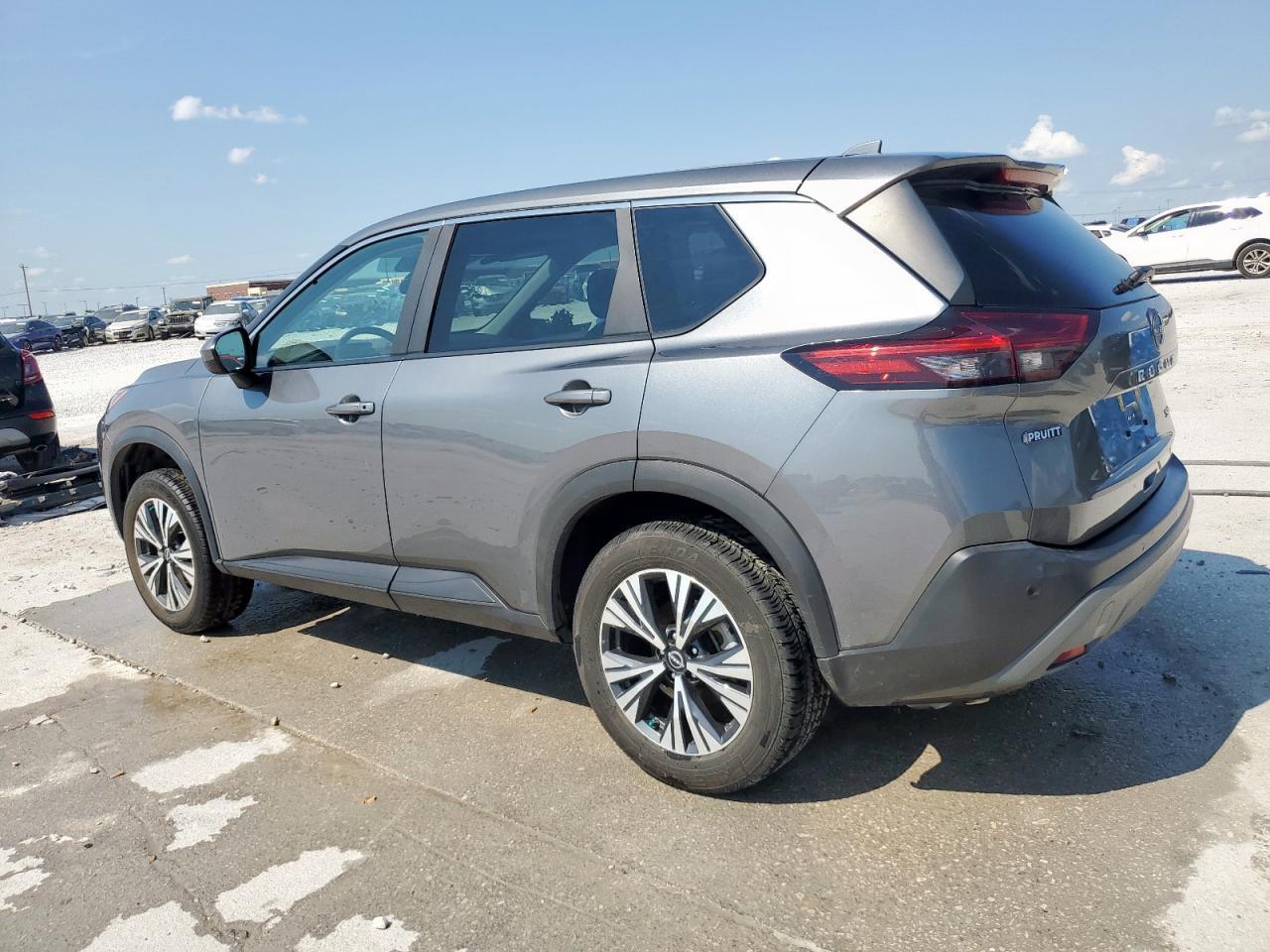 2023 Nissan Rogue Sv - Фото 2