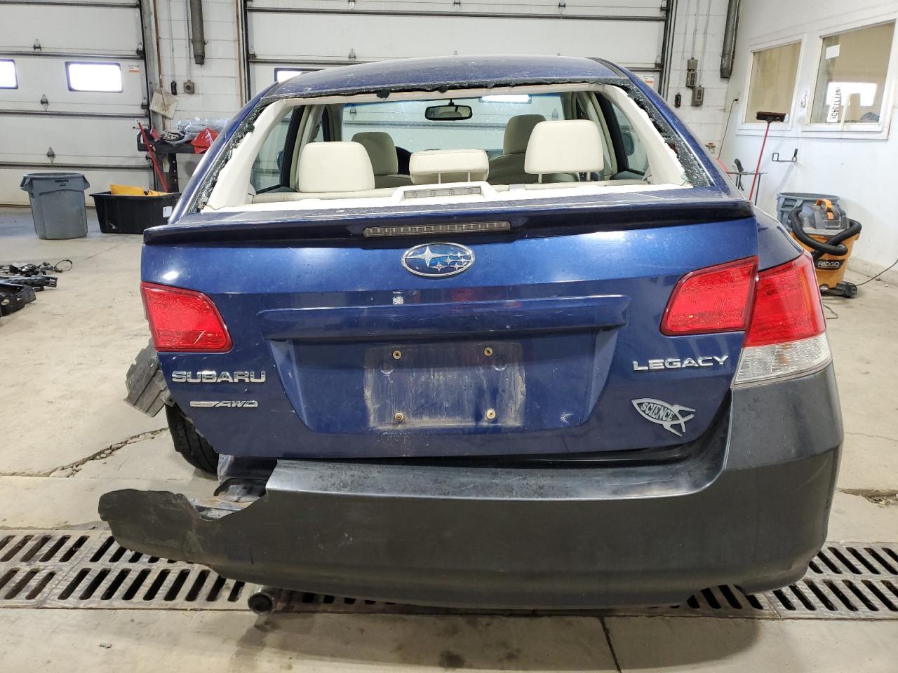 2011 Subaru Legacy 2.5I Premium - Image 6