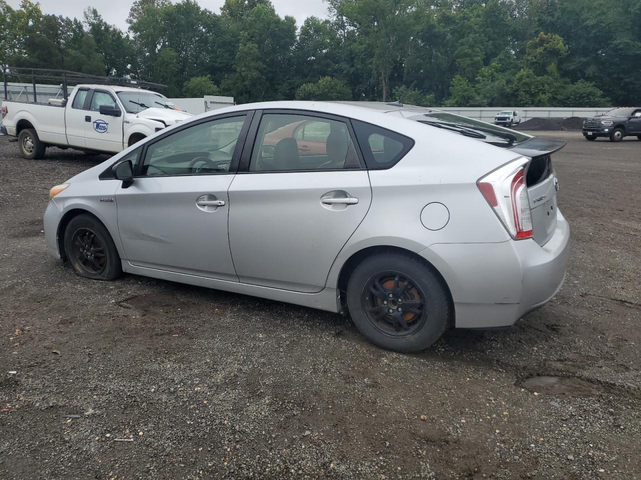 2014 Toyota Prius - Фото 2