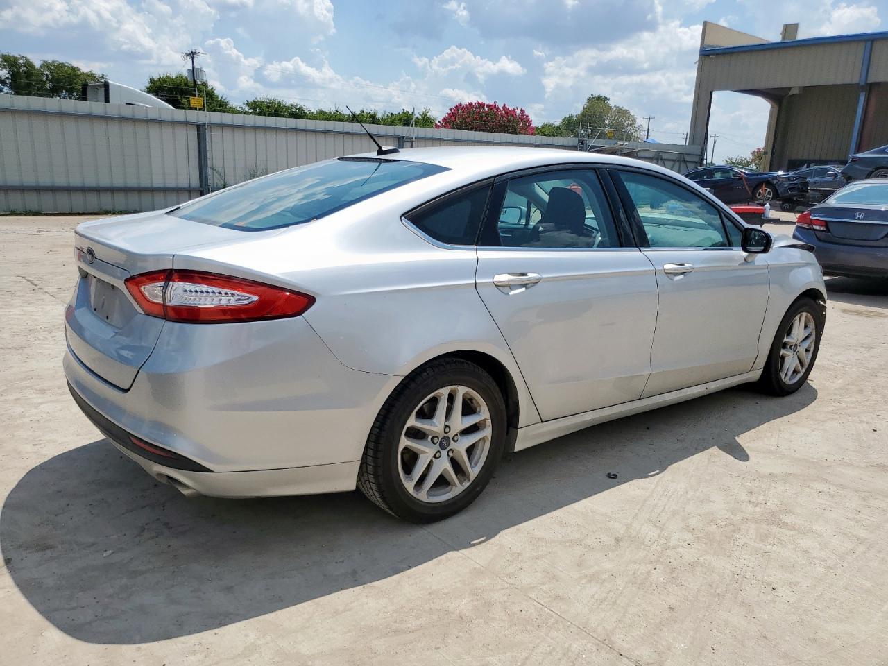 2016 Ford Fusion Se - Фото 3