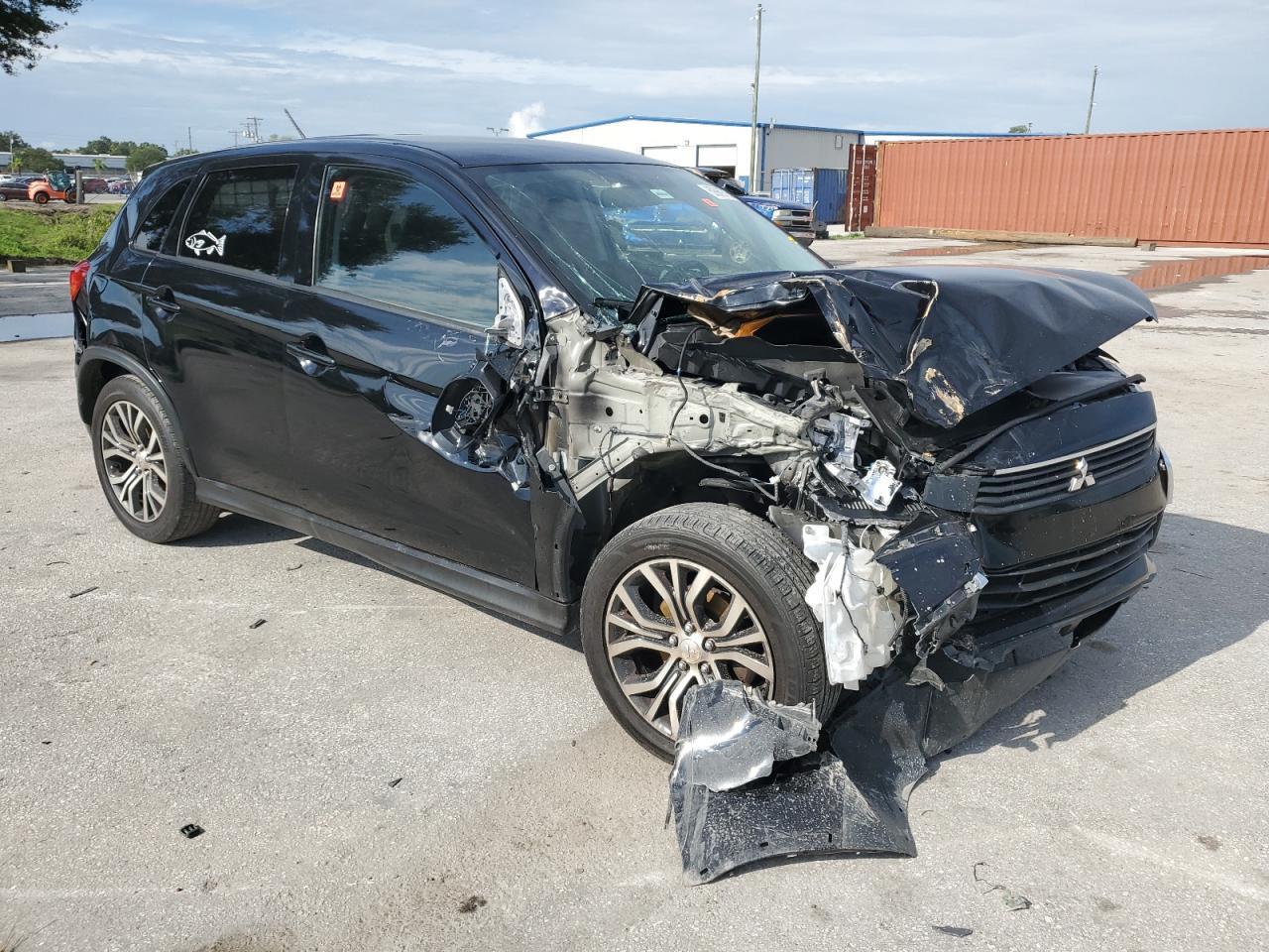 2016 Mitsubishi Outlander Sport Es - Фото 4