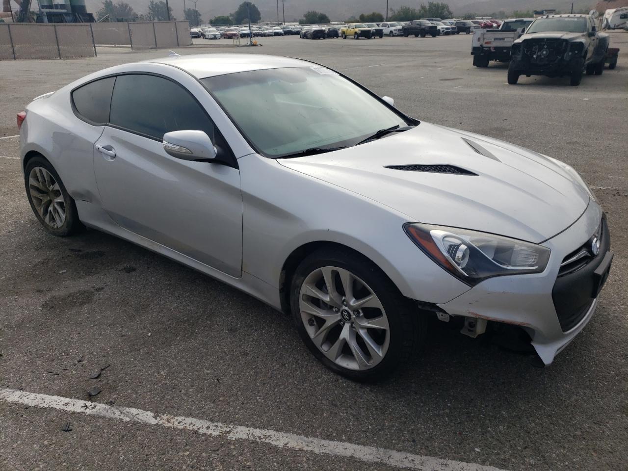2015 Hyundai Genesis Coupe 3.8L - Фото 4