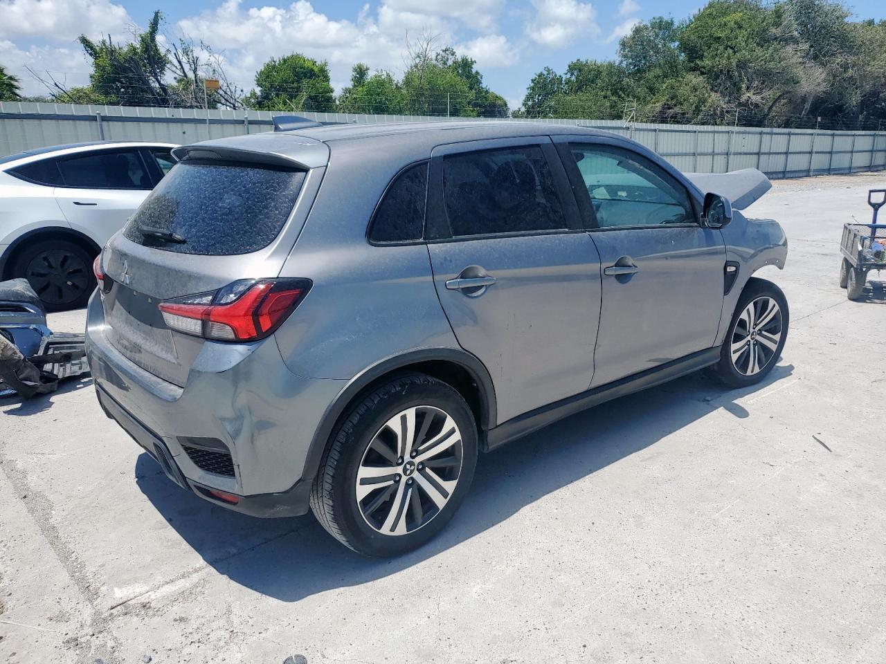 2020 Mitsubishi Outlander Sport Es - Image 3