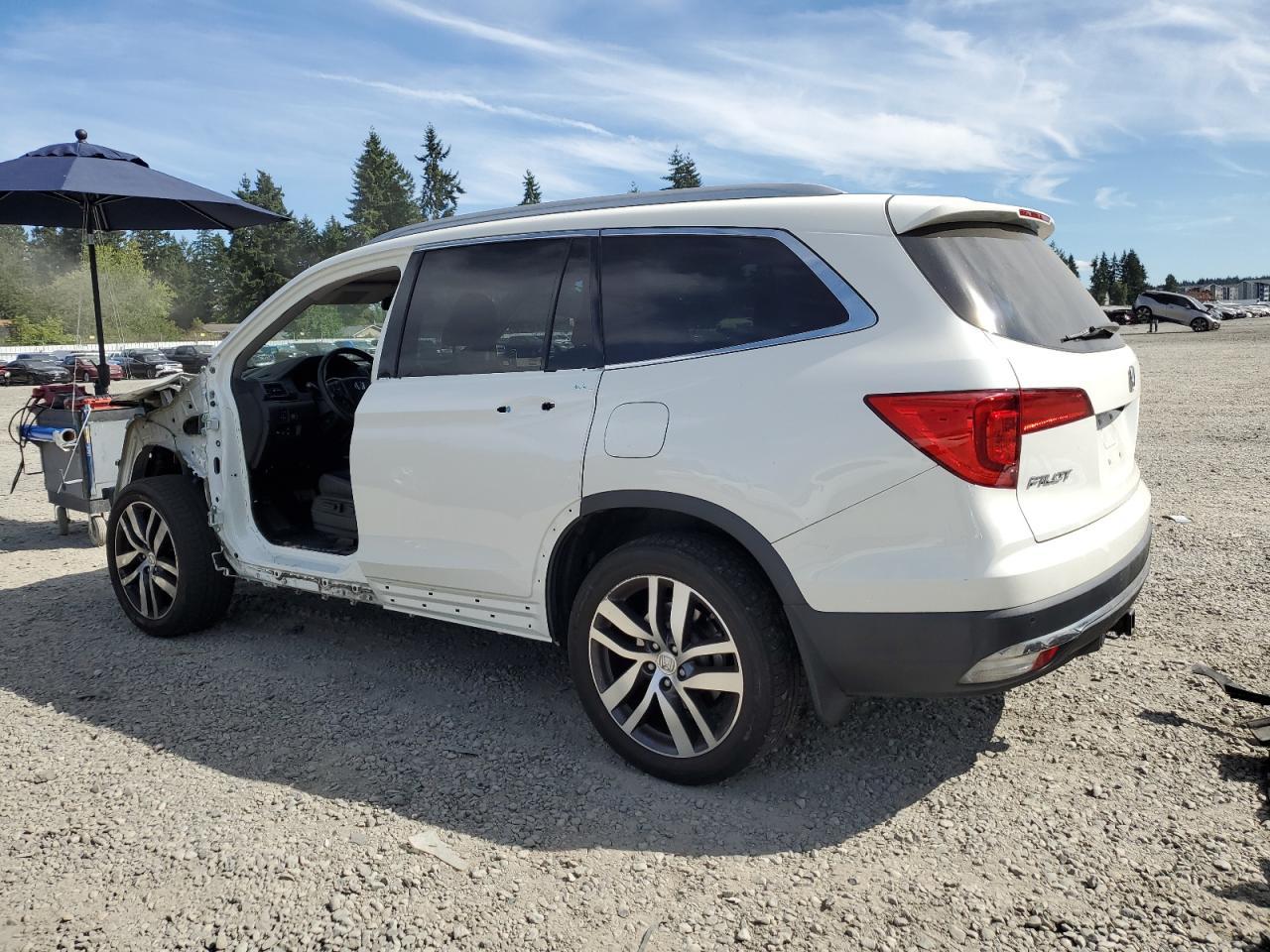 2017 Honda Pilot Touring - Фото 2