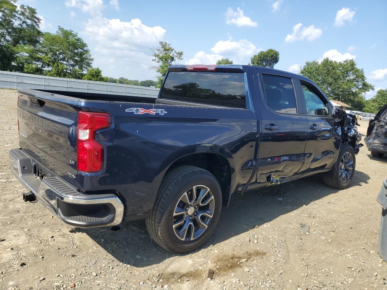 2023 Chevrolet Silverado K1500 Lt-L - Image 3