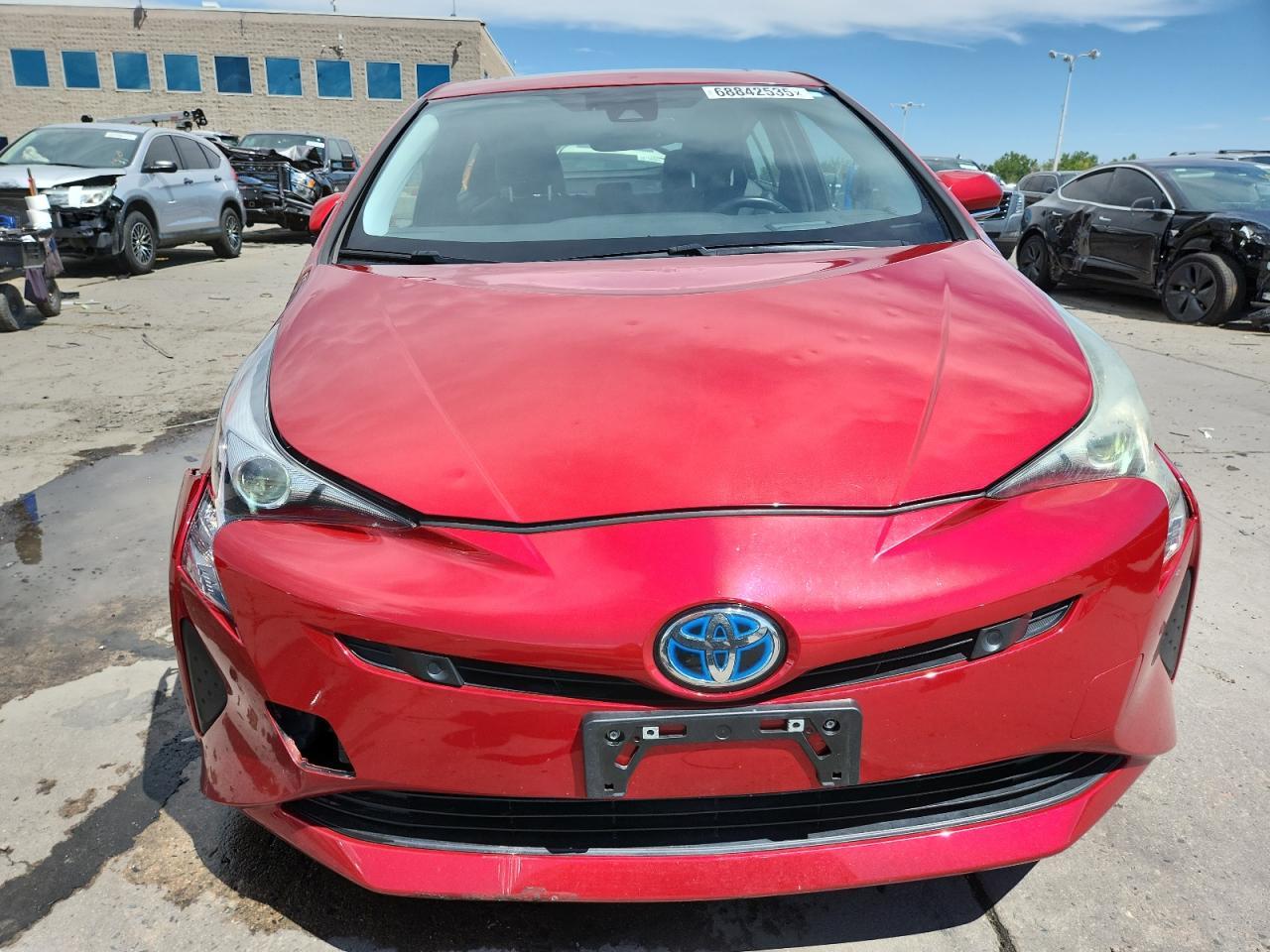 2017 Toyota Prius - Image 5