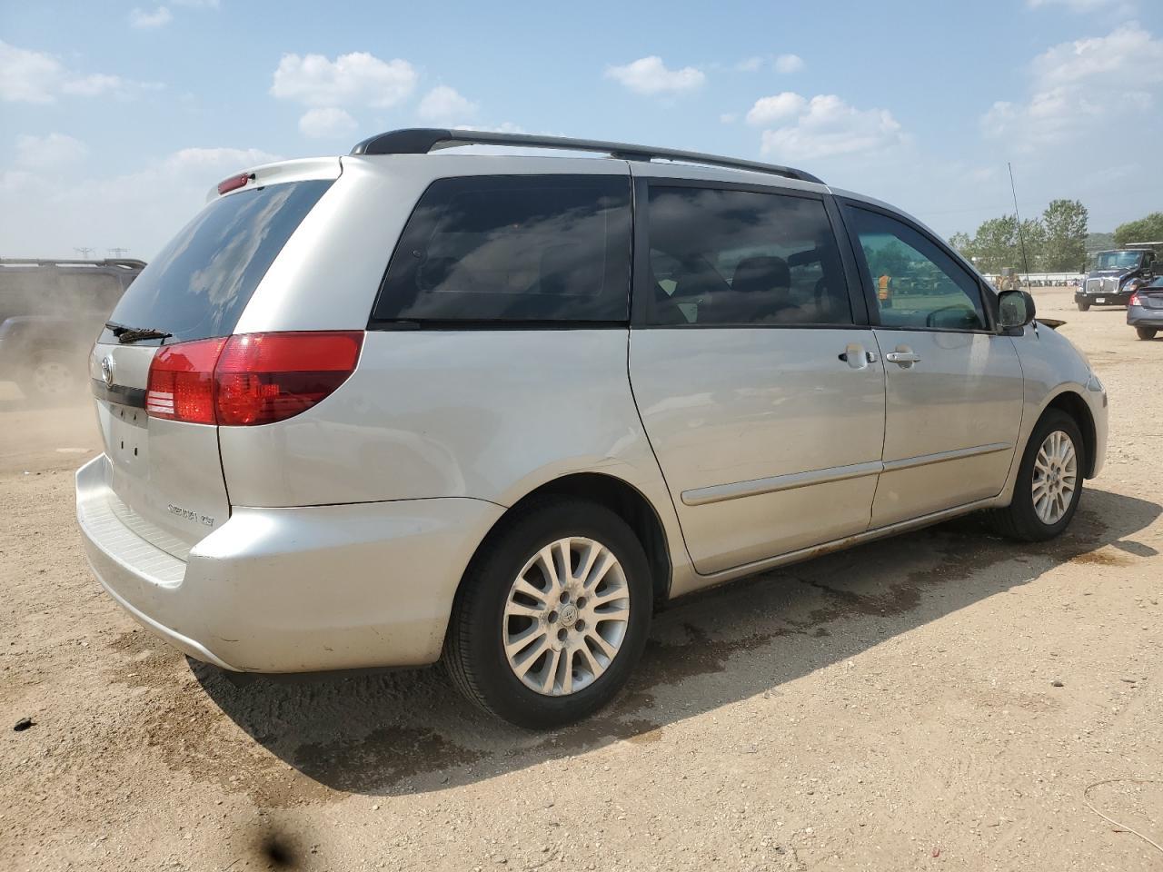 2005 Toyota Sienna Ce - Фото 3