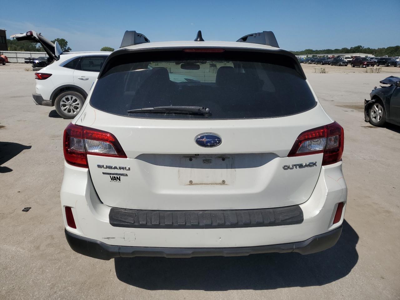 2016 Subaru Outback 2.5I Limited - Фото 6