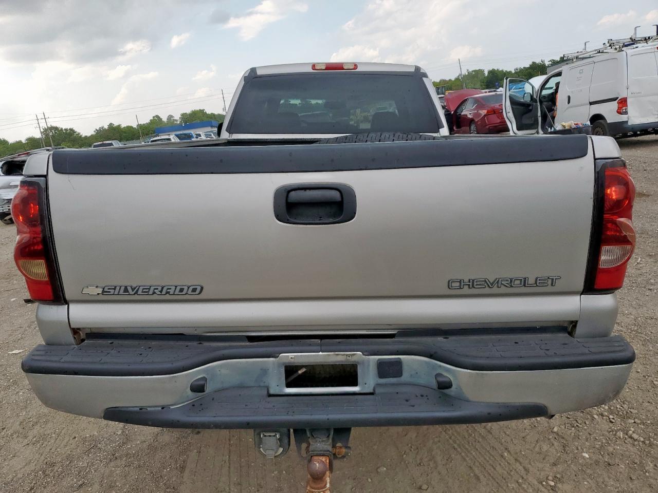 2005 Chevrolet Silverado K2500 Heavy Duty - Фото 6