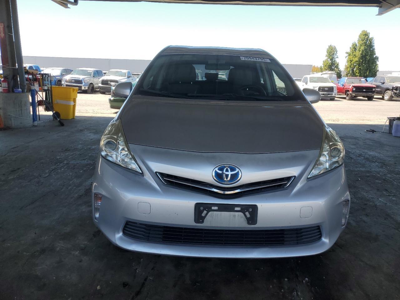 2012 Toyota Prius V - Фото 5