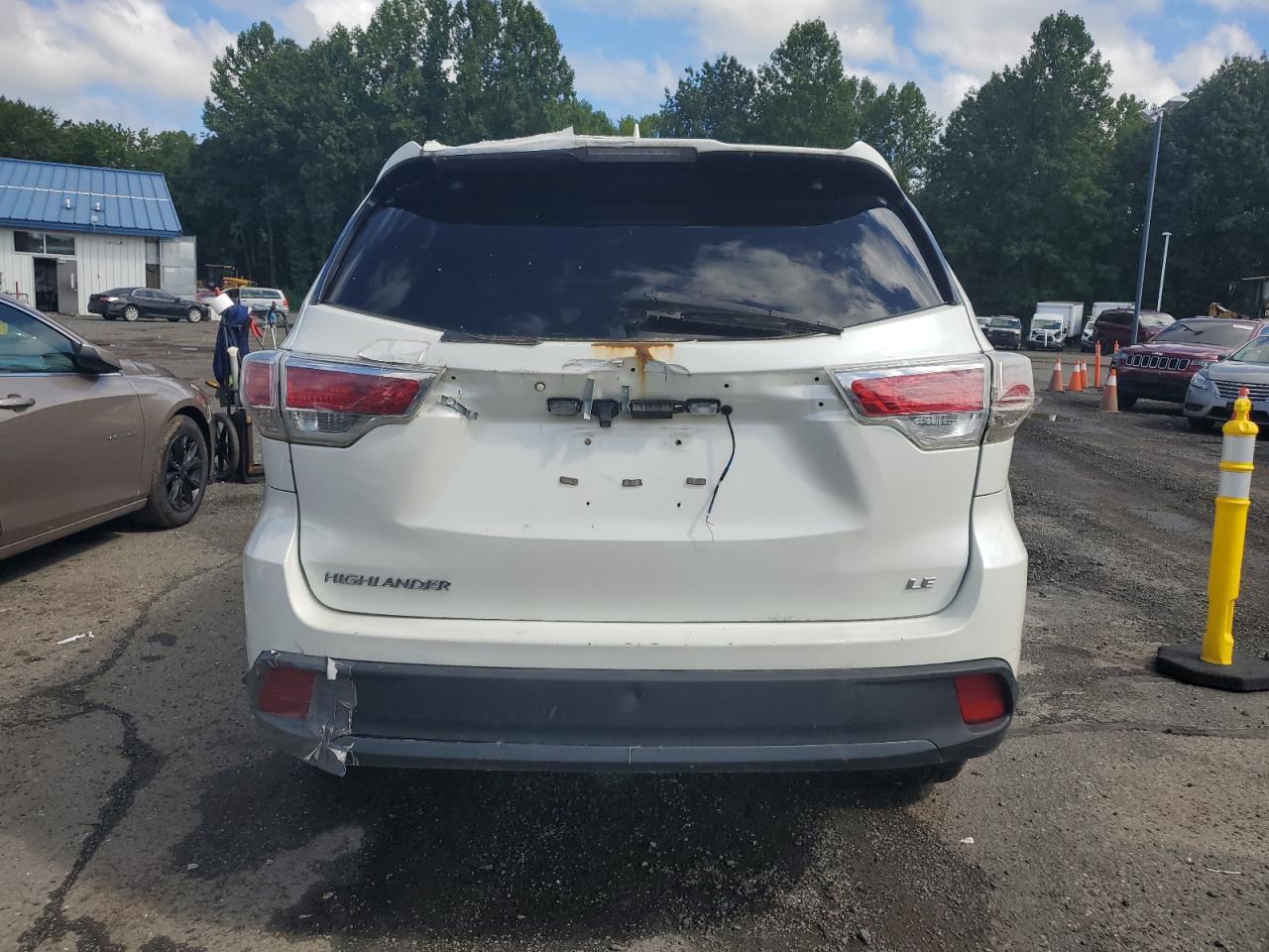 2015 Toyota Highlander Le - Фото 6