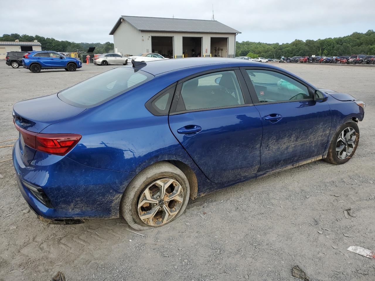 2021 Kia Forte Fe - Фото 3