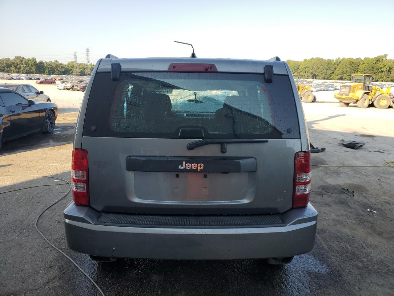 2012 Jeep Liberty Sport - Фото 6