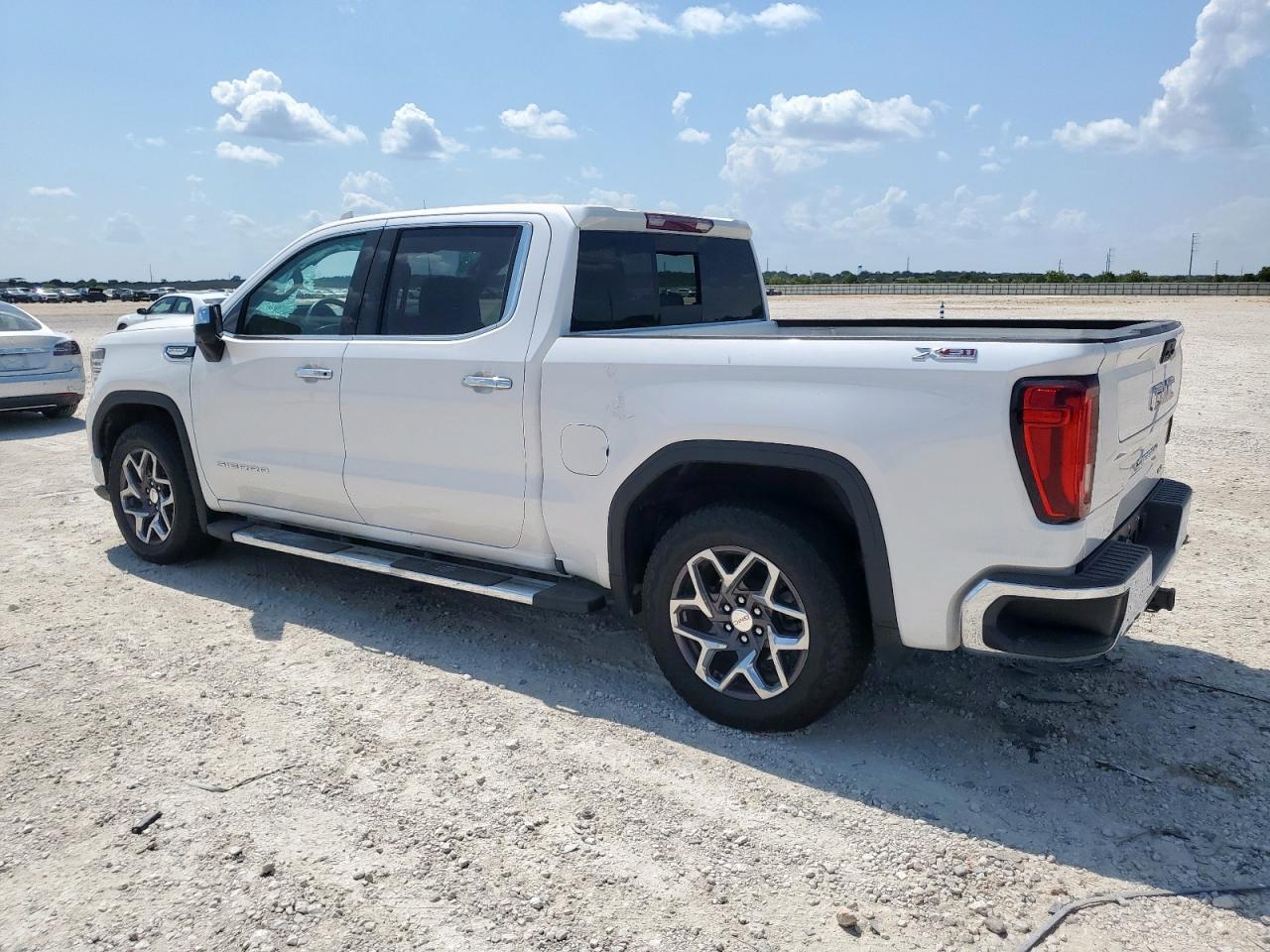 2023 GMC Sierra K1500 Slt - Фото 2