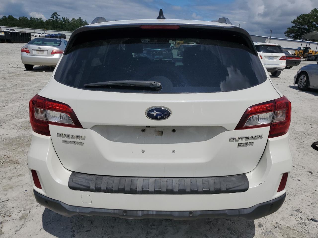 2017 Subaru Outback Touring - Фото 6