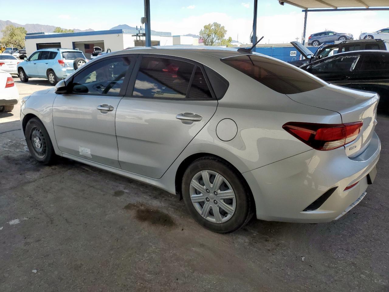 2022 Kia Rio Lx - Фото 2